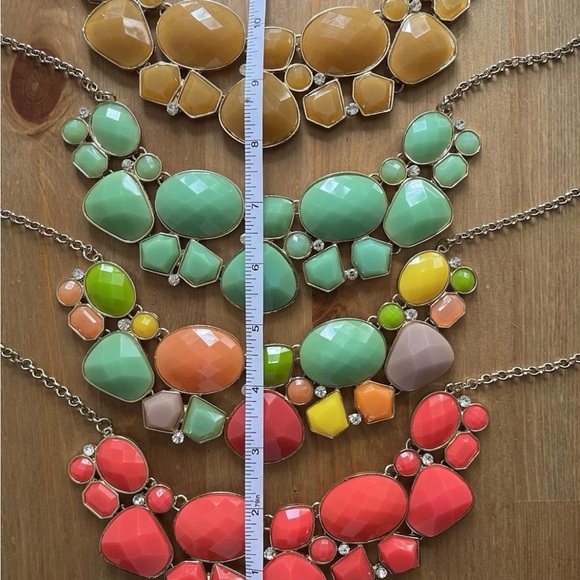 Vibrant Statement Necklace selling per necklace - Picture 5 of 6